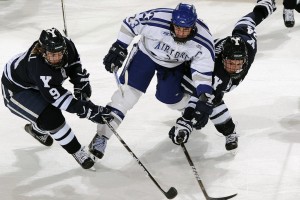 德甲联赛激战正酣，拜仁慕尼黑与多特蒙德上演巅峰对决