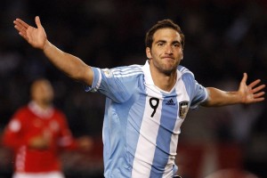 巴特勒声援追梦，防守执念引发共鸣 坦言若是我也会火大