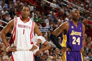 电竞产业蓬勃发展，全球赛事热度飙升，职业选手年薪破千万