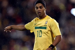 尤文引援传闻再起波澜，莫雷托独家披露，门多萨考察背后或有经纪人工厂操作