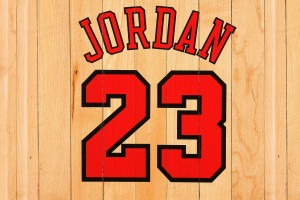 NBA总决赛激战正酣，凯尔特人与勇士上演巅峰对决