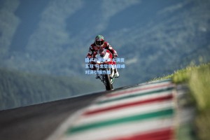 国乒包揽WTT大满贯五冠 马龙樊振东巅峰对决引爆热搜